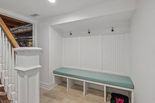 27 Burlington Rd, Berkeley Heights Twp., NJ 07974