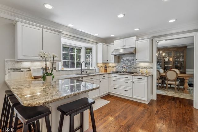 27 Burlington Rd, Berkeley Heights Twp., NJ 07974
