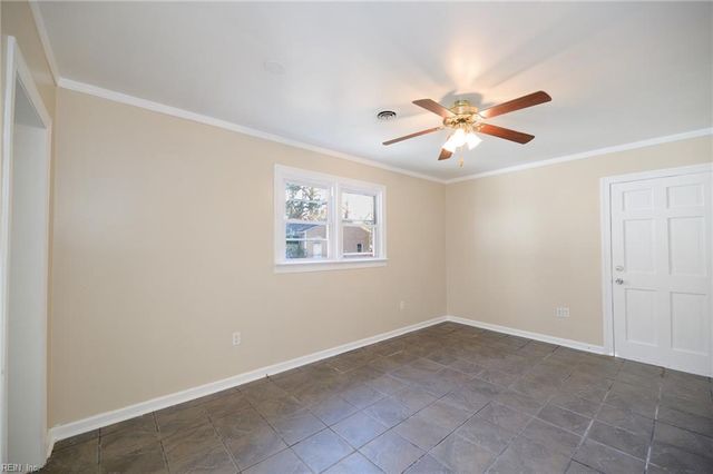 119 Edith LN, Yorktown, VA 23692