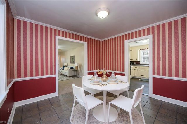 119 Edith LN, Yorktown, VA 23692