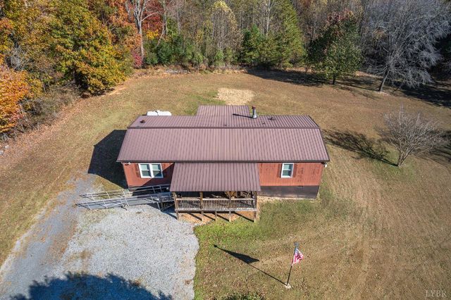 2184 Magnolia Dr, Bedford, VA 24523