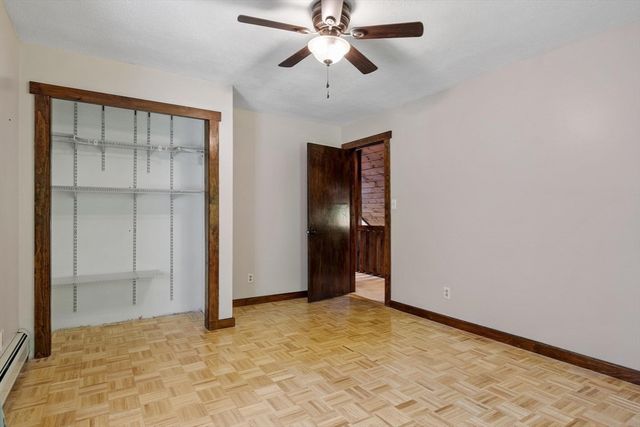 688 Whitney St, Gardner, MA 01440