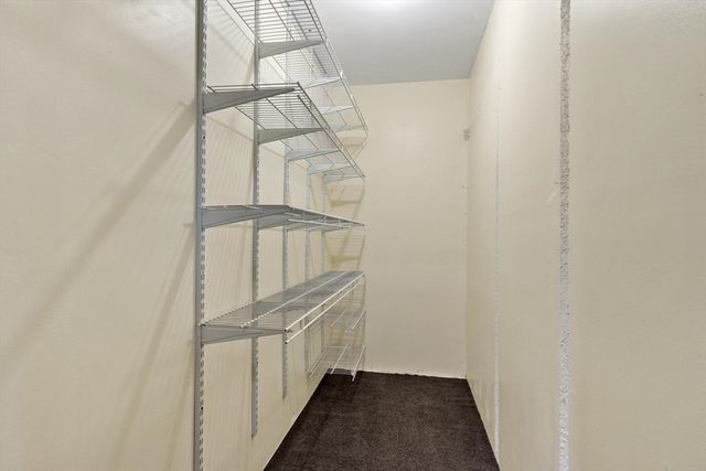 688 Whitney St, Gardner, MA 01440