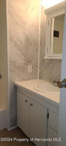 7496 Highpoint Boulevard, Brooksville, FL 34613