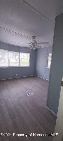 7496 Highpoint Boulevard, Brooksville, FL 34613