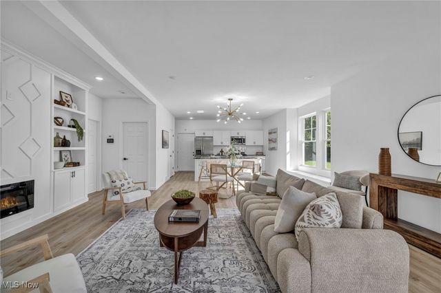 3653 Pennington Road, Shaker Heights, OH 44120