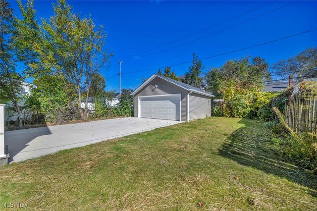 3653 Pennington Road, Shaker Heights, OH 44120