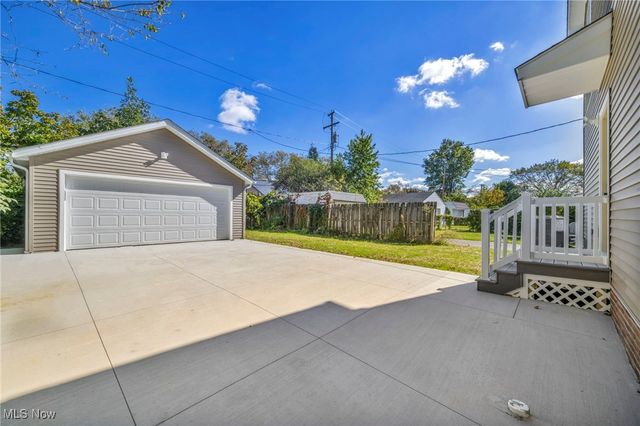 3653 Pennington Road, Shaker Heights, OH 44120