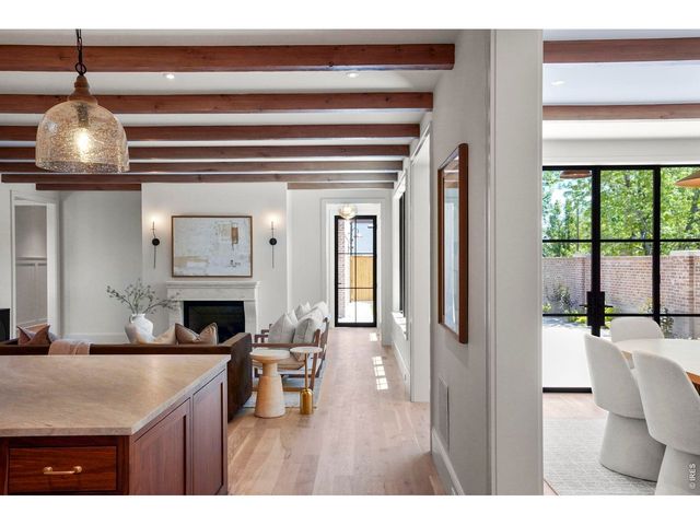 888 S Franklin St, Denver, CO 80209