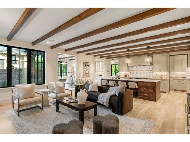 888 S Franklin St, Denver, CO 80209