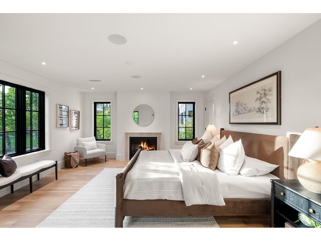 888 S Franklin St, Denver, CO 80209