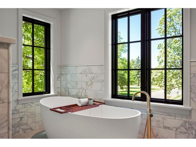 888 S Franklin St, Denver, CO 80209