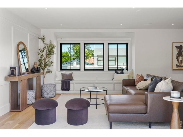 888 S Franklin St, Denver, CO 80209