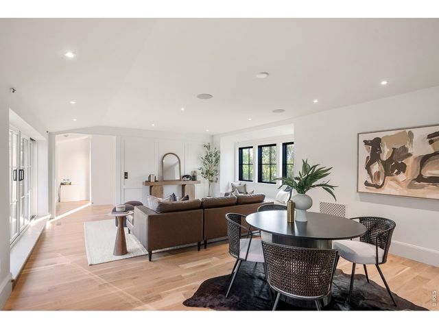 888 S Franklin St, Denver, CO 80209