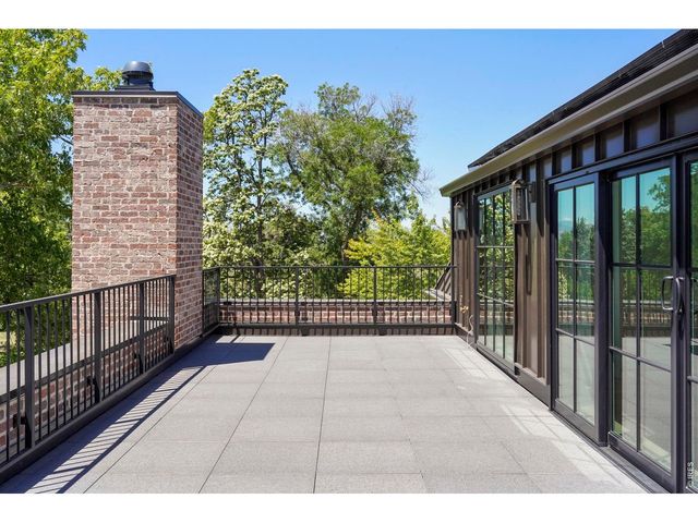 888 S Franklin St, Denver, CO 80209
