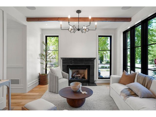 888 S Franklin St, Denver, CO 80209