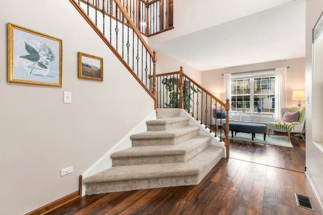 11423 Glenbrook Circle, Plainfield, IL 60585