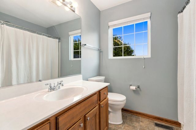 11423 Glenbrook Circle, Plainfield, IL 60585