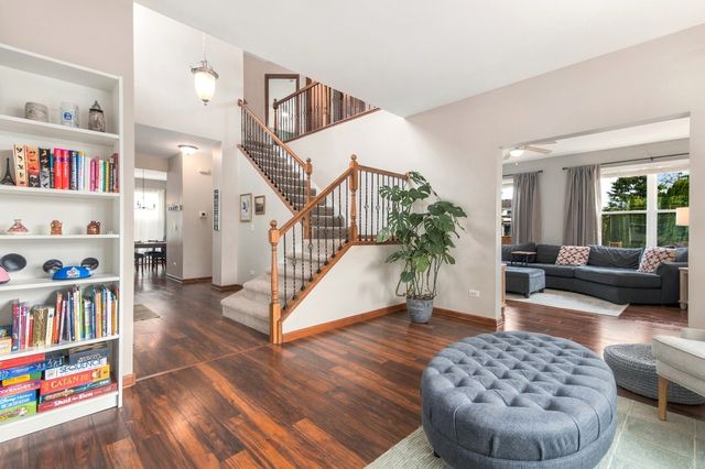 11423 Glenbrook Circle, Plainfield, IL 60585
