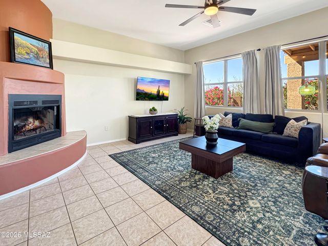 10835 S Heart Break Ridge Place, Vail, AZ 85641