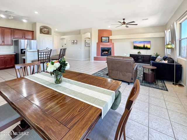 10835 S Heart Break Ridge Place, Vail, AZ 85641