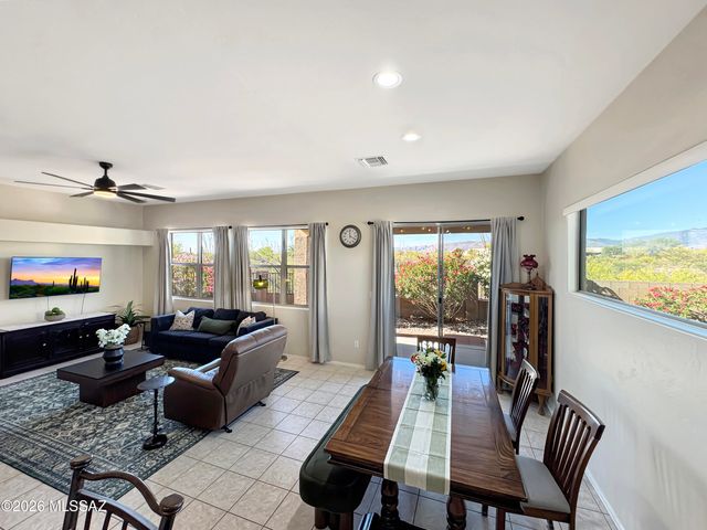 10835 S Heart Break Ridge Place, Vail, AZ 85641