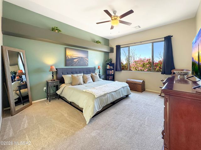 10835 S Heart Break Ridge Place, Vail, AZ 85641