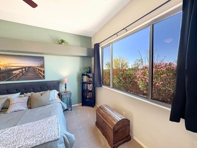 10835 S Heart Break Ridge Place, Vail, AZ 85641