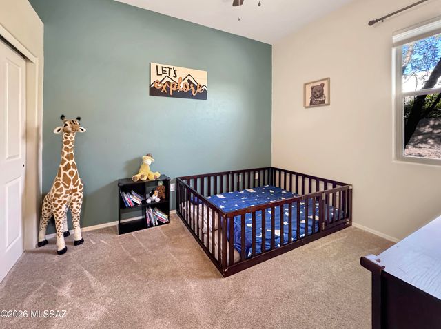 10835 S Heart Break Ridge Place, Vail, AZ 85641