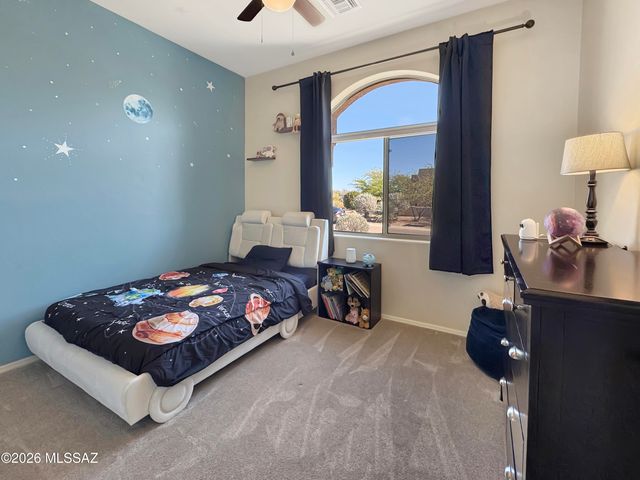 10835 S Heart Break Ridge Place, Vail, AZ 85641