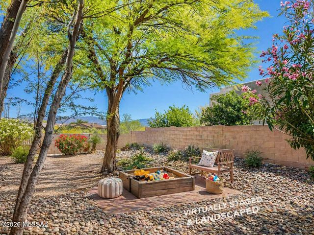 10835 S Heart Break Ridge Place, Vail, AZ 85641