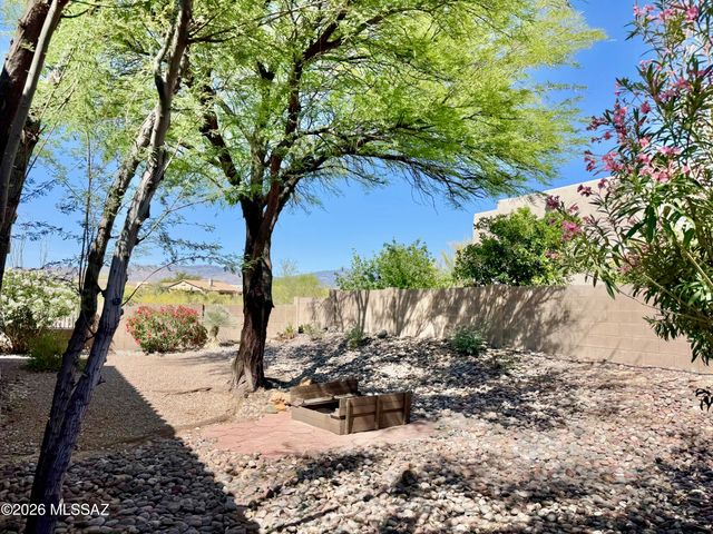 10835 S Heart Break Ridge Place, Vail, AZ 85641