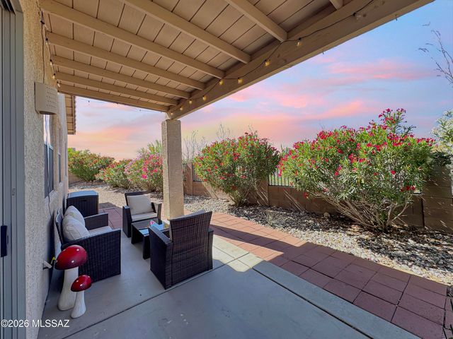 10835 S Heart Break Ridge Place, Vail, AZ 85641