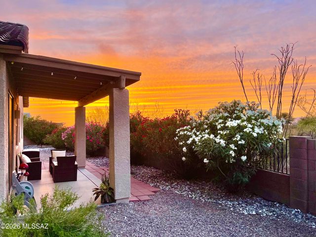 10835 S Heart Break Ridge Place, Vail, AZ 85641