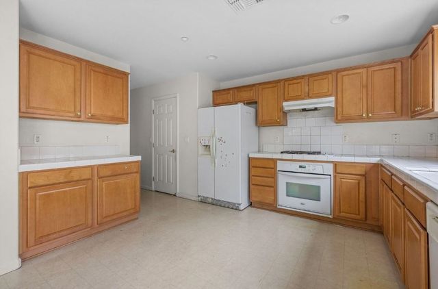 174 Lucy Lane, Richmond, CA 94801