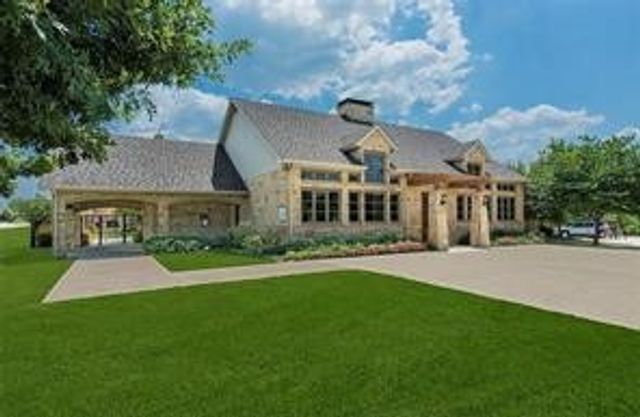 508 Fossil Creek Drive, Little Elm, TX 75068