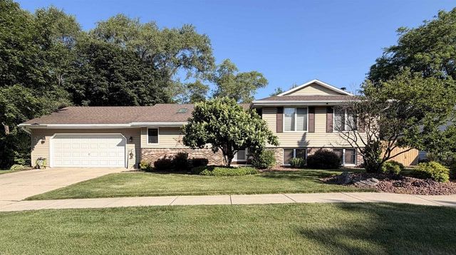 3703 Skyview Drive, Janesville, WI 53546