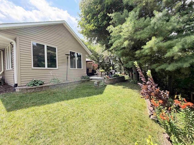3703 Skyview Drive, Janesville, WI 53546