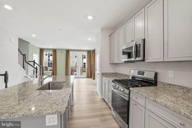 1810 BETTERTON RD, Essex, MD 21221