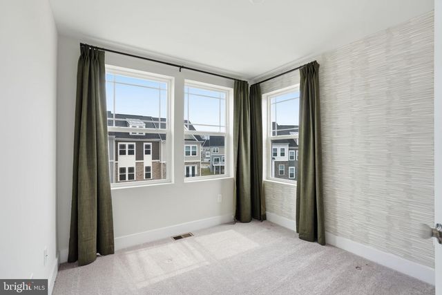 1810 BETTERTON RD, Essex, MD 21221