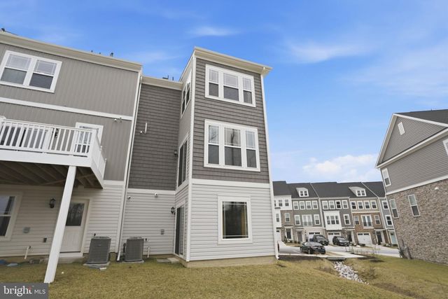 1810 BETTERTON RD, Essex, MD 21221