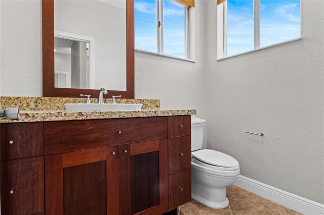 2080 SW 152nd Pl, Miami, FL 33185