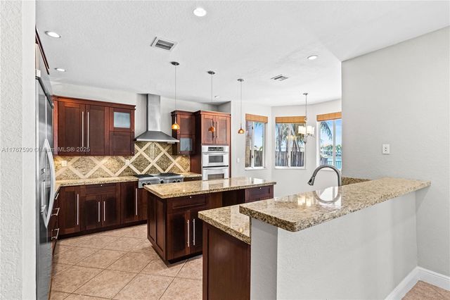 2080 SW 152nd Pl, Miami, FL 33185