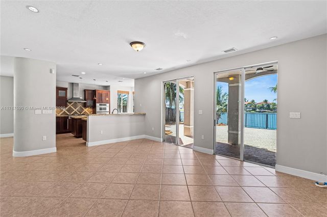 2080 SW 152nd Pl, Miami, FL 33185