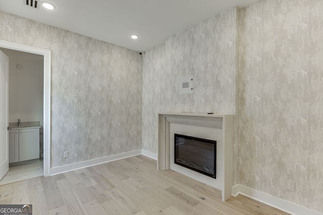 7032 Cottage Grove Drive, Flowery Branch, GA 30542