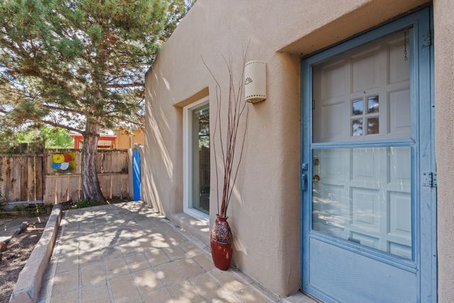 625 Don Felix Street A, Santa Fe, NM 87501