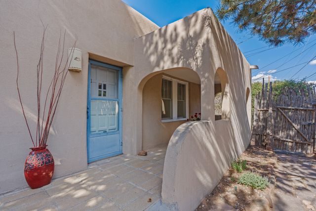625 Don Felix Street A, Santa Fe, NM 87501