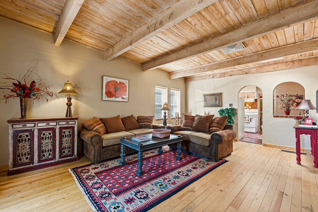625 Don Felix Street A, Santa Fe, NM 87501