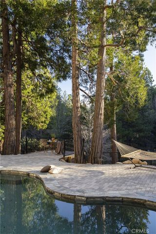 183 Chipmunk, Lake Arrowhead, CA 92352