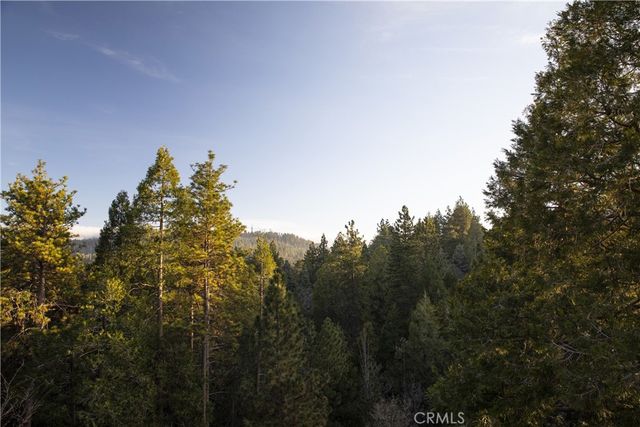 183 Chipmunk, Lake Arrowhead, CA 92352